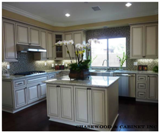 antique_white_kitchen
